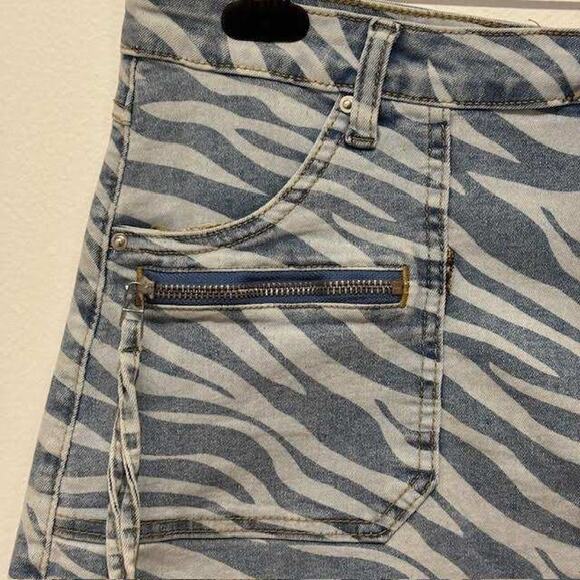 Dakota Blue Y2K Denim Zebra Frayed VINTAGE Side Ruched Mini SkirWomen's Size L - Picture 4 of 14